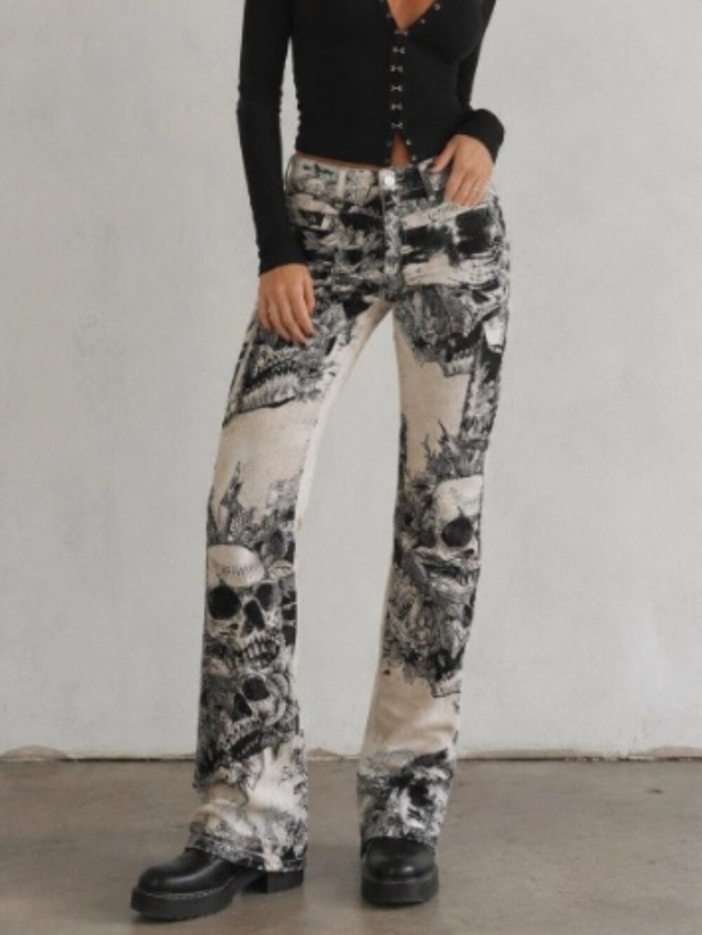 Rebel Vengence Skull Tapestry Pants NWT 28